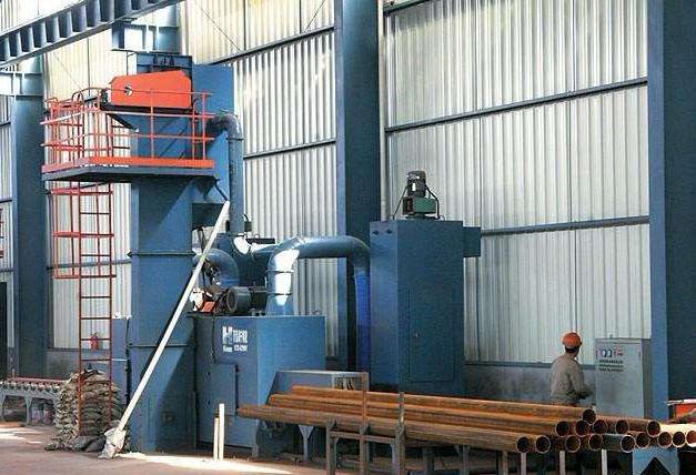 小口徑鋼管外壁通過式拋丸機現場圖 小口徑鋼管外壁通過式拋丸機現場圖